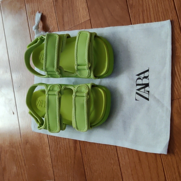 Zara Other - Zara little boys sandals